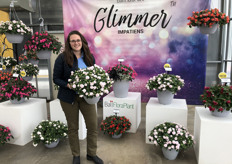 Elizabeth Bucari of Ball FloraPlant feat. Glimmer™ Double Impatiens